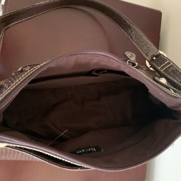 Liz&co. Brown pleather purse lots of storage adjustable strap - Picture 4 of 4